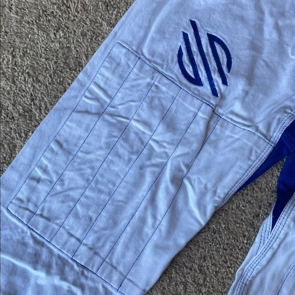 Sanabul White and Blue Jiu Jitsu Gi - Picture 7 of 12